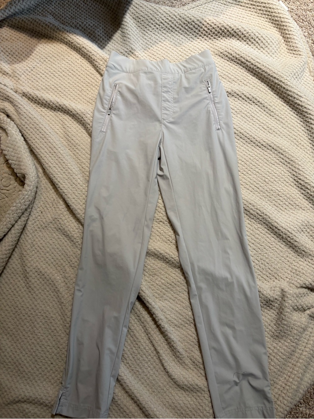 Tommy Bahama Light Gray Joggers Women’s XS - Athleisure, running, gym, active